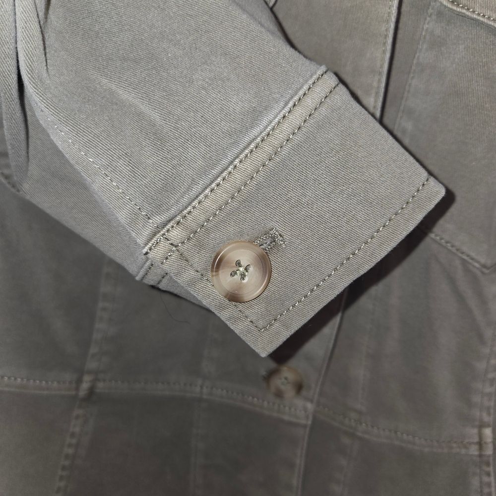 Torrid Olive Green Twill Peplum Utility Button-Up Jacket, Size 2 (2X) - Picture 6 of 9